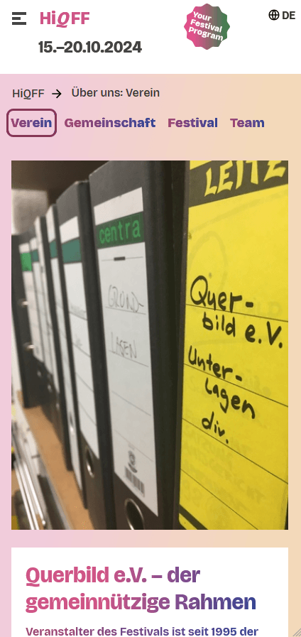 Eine Webseite des Hamburg International Queer Film Festival mit der Vorstellung des Vereins (Mobile Ansicht)